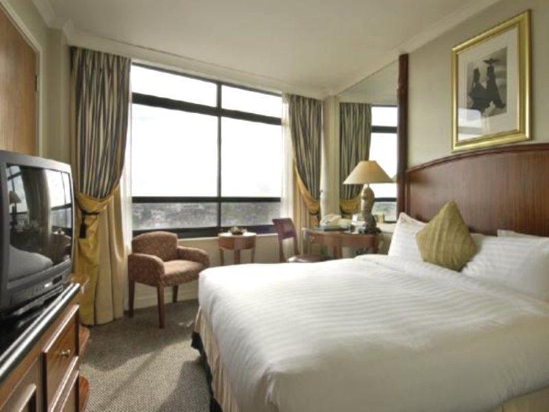 ミレニアム ホテル ロンドン ナイツブリッジ 部屋 写真